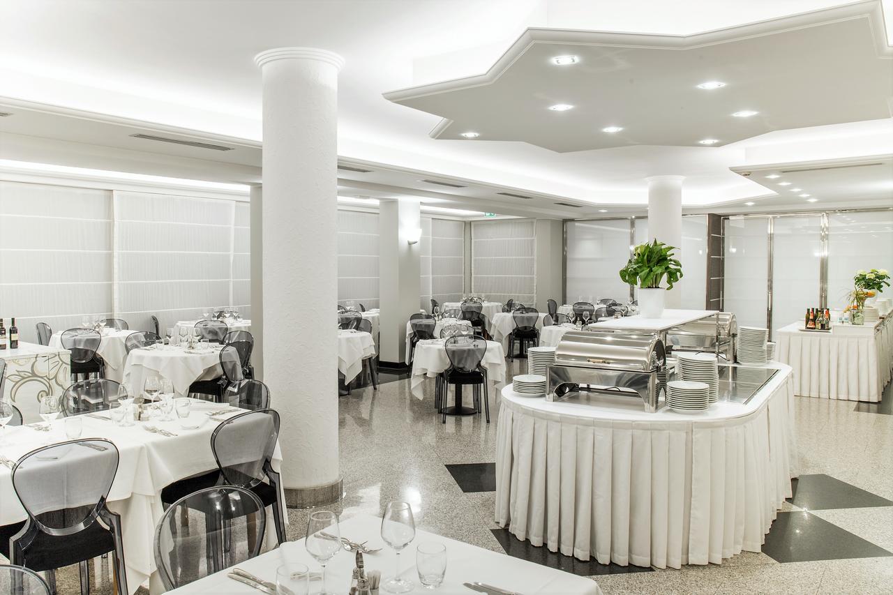 Hotel Imperial Сан-Бенедетто-дель-Тронто Экстерьер фото